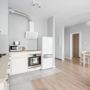 Apartment Enjoy! Marywilska, Warsaw